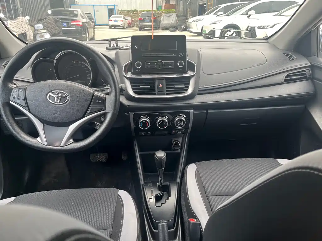 YARiS L Zhixuan 2022 model Zhixuan X 1.5L CVT leading PLUS version купить на сайте DeffCars