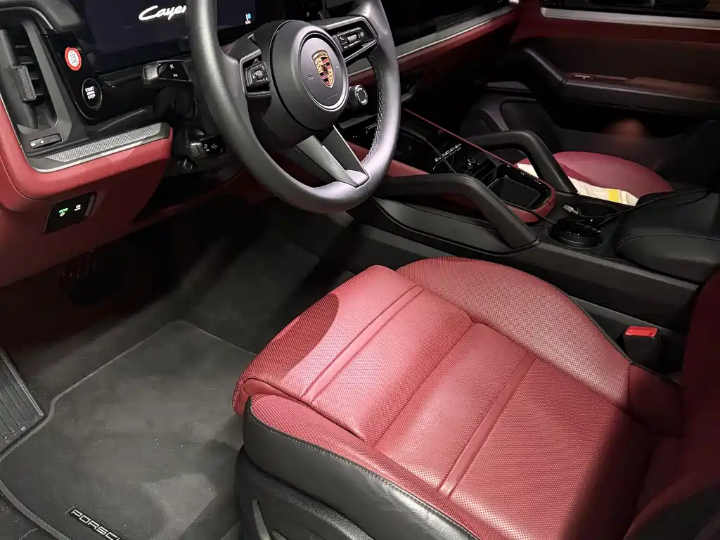Cayenne 2025 Cayenne 3.0T купить на сайте DeffCars