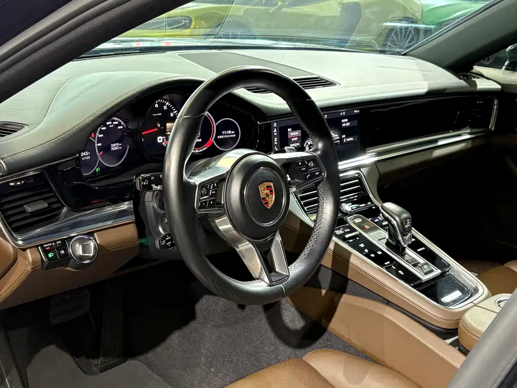 Panamera 2017 Panamera 4 Sport Turismo 3.0T купить на сайте DeffCars