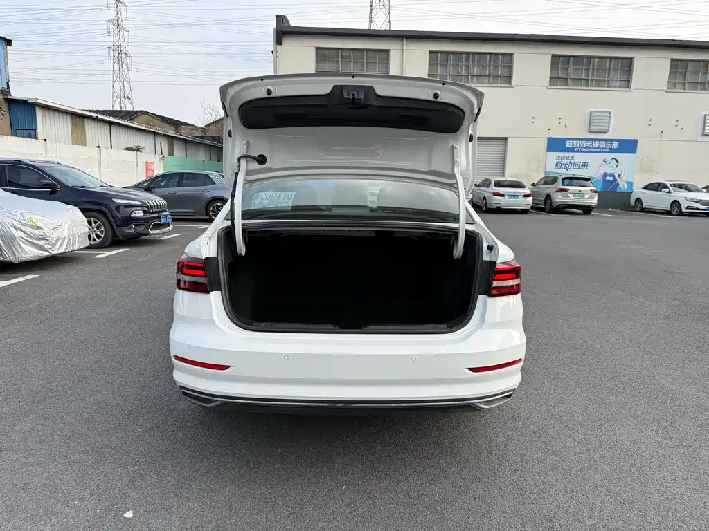 Lavida 2022 280TSI DSG Deluxe Edition купить на сайте DeffCars