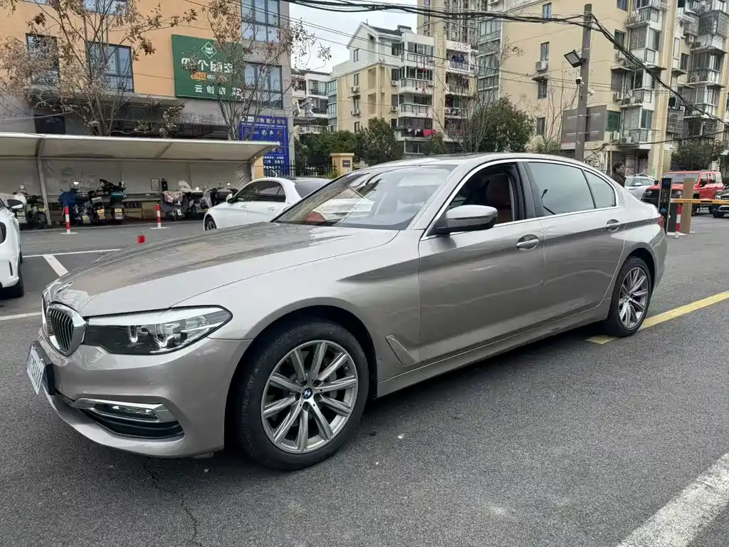 BMW 5 Series 2018 528Li Special Edition launched купить на сайте DeffCars