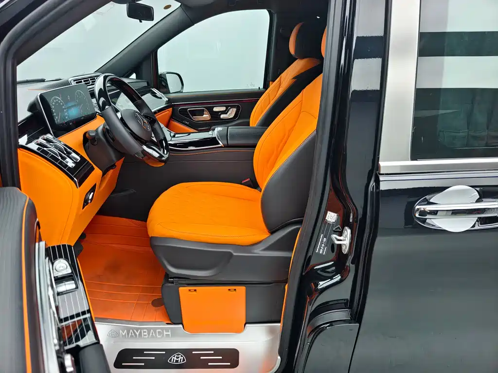 Vito 2024 2.0T Business Edition 7 seats купить на сайте DeffCars