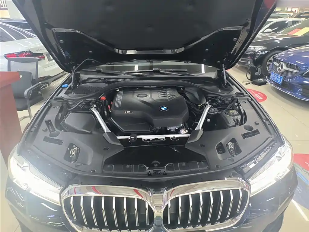 BMW 5 Series 2022 facelift 2 525Li M sports package купить на сайте DeffCars