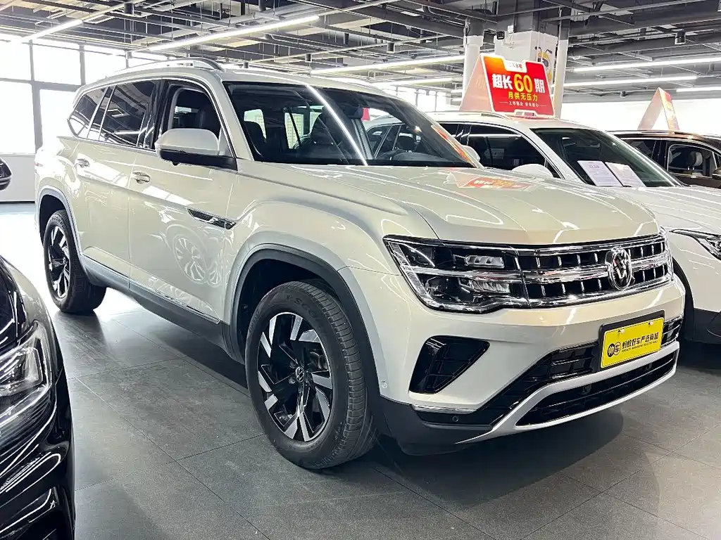 Touron 2021 380TSI four-wheel drive luxury version купить на сайте DeffCars