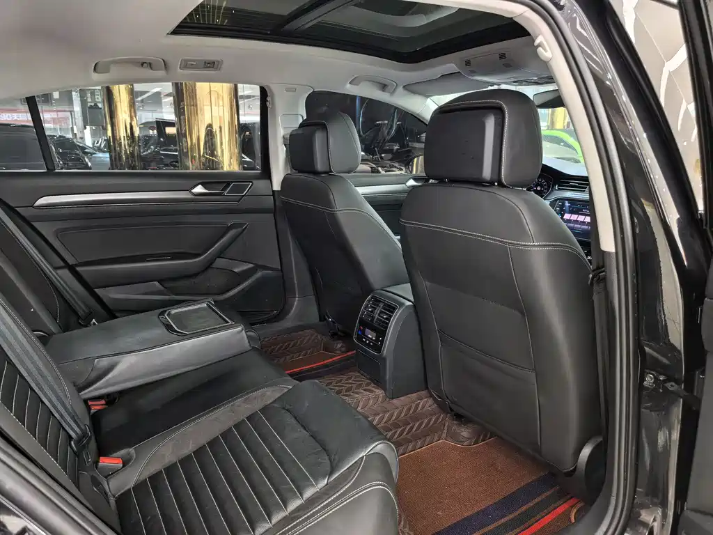 Magotan 2020 330TSI DSG leading model купить на сайте DeffCars