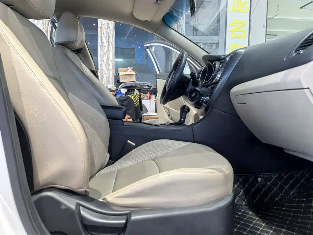 Kia K5 2015 2.0L automatic GL купить на сайте DeffCars