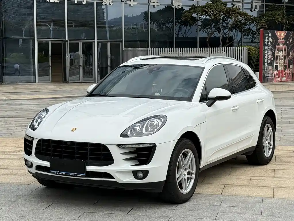 Macan 2017 Macan 2.0T купить на сайте DeffCars