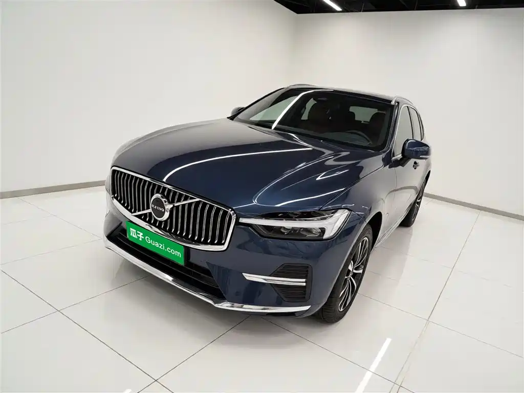Volvo XC60 2023 B5 four-wheel drive Zhiyuan Deluxe Edition купить на сайте DeffCars