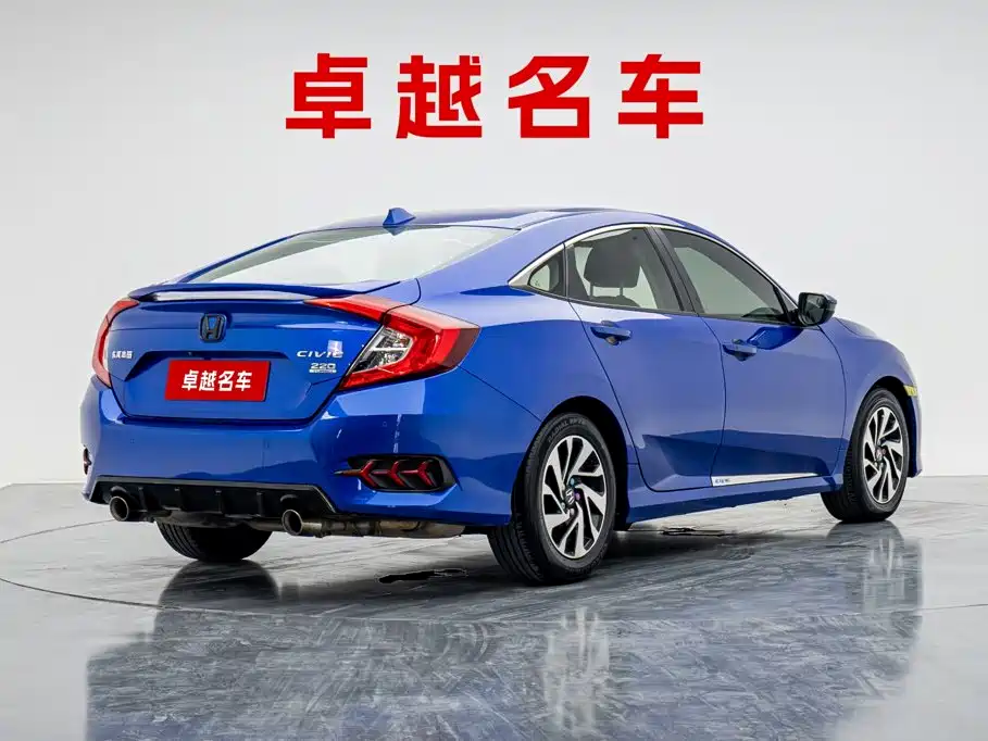 Civic 2016 220TURBO CVT Deluxe Edition купить на сайте DeffCars