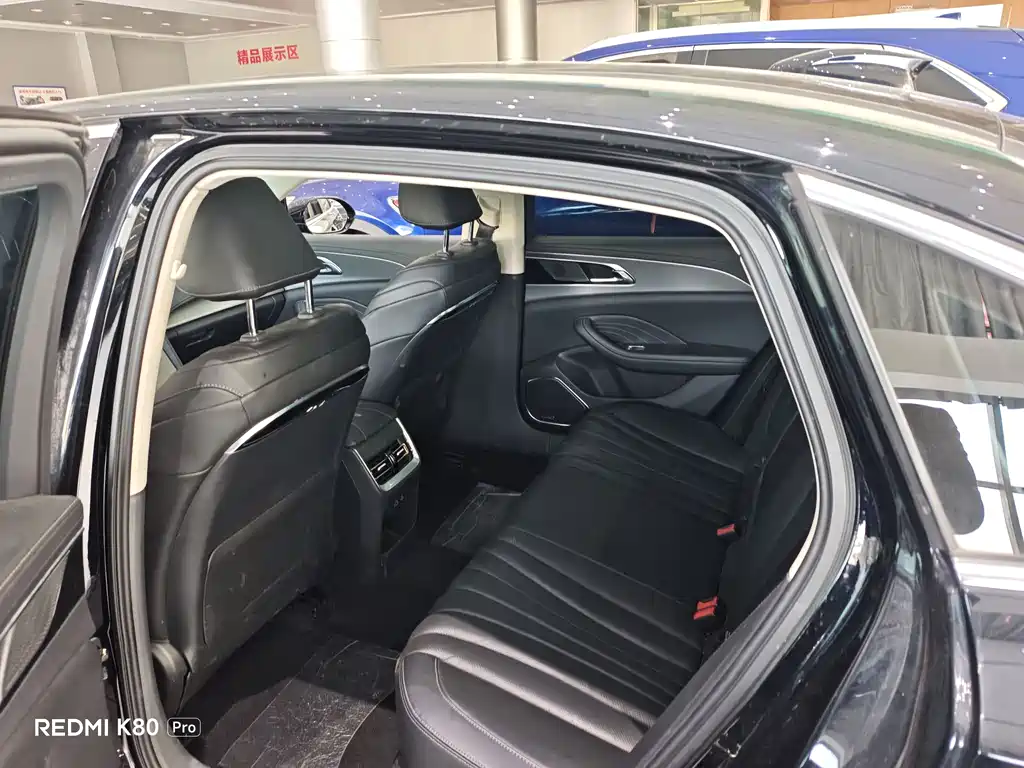 Hongqi H5 2024 2.0T Automatic Zhilianqichang Edition купить на сайте DeffCars