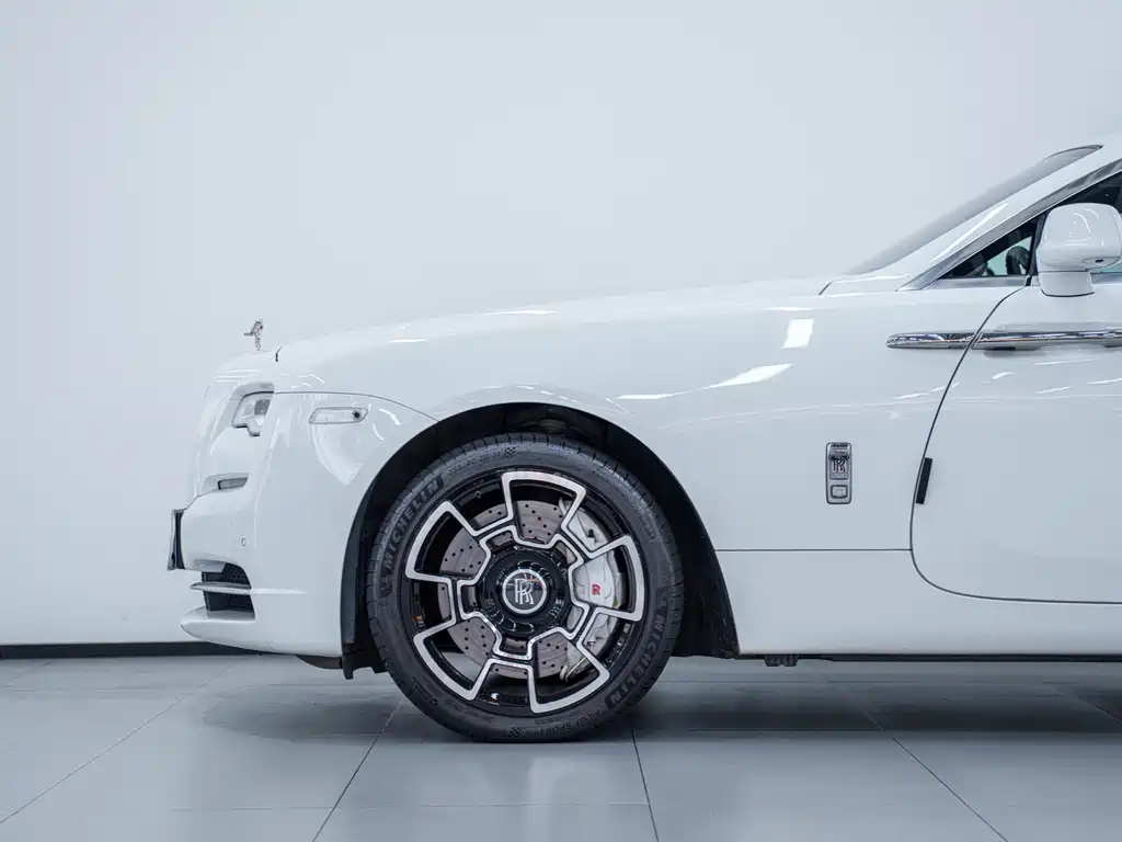 Phantom 2018 6.6T standard model купить на сайте DeffCars