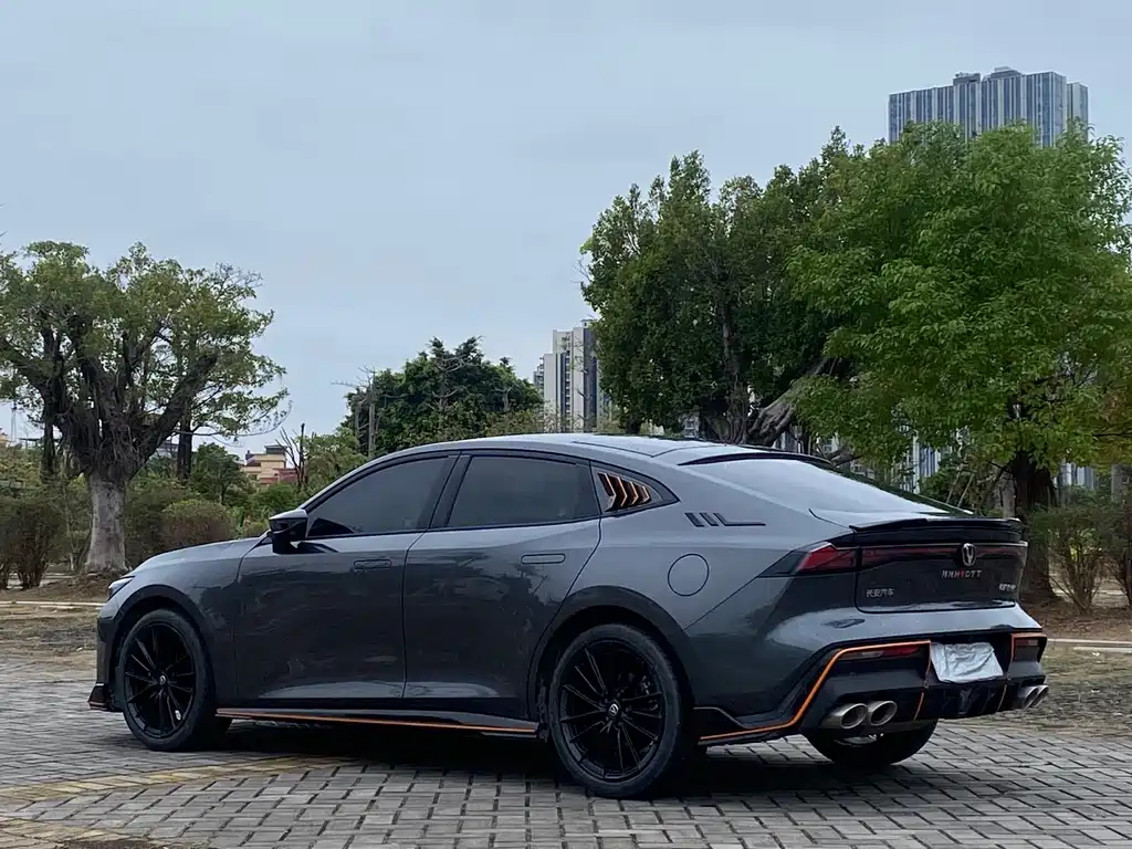 Changan UNI-V 2023 1.5T sports version купить на сайте DeffCars