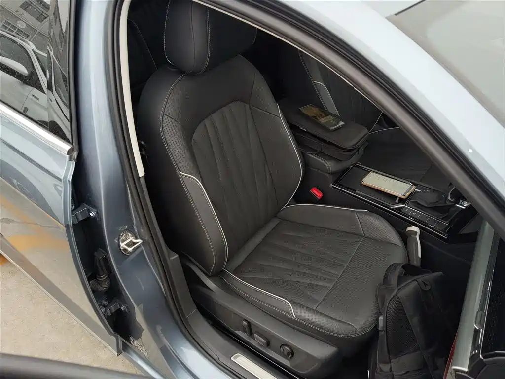 Passat 2022 330TSI Starry Sky Deluxe Edition купить на сайте DeffCars