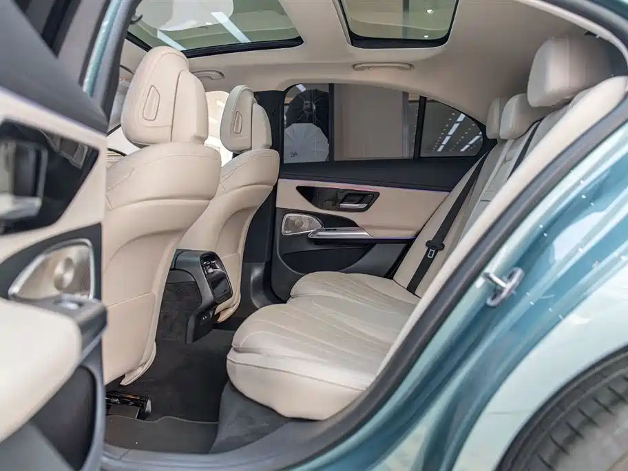 Mercedes-Benz E-Class Imported 2024 E 300 Fashionable Sports Edition купить на сайте DeffCars