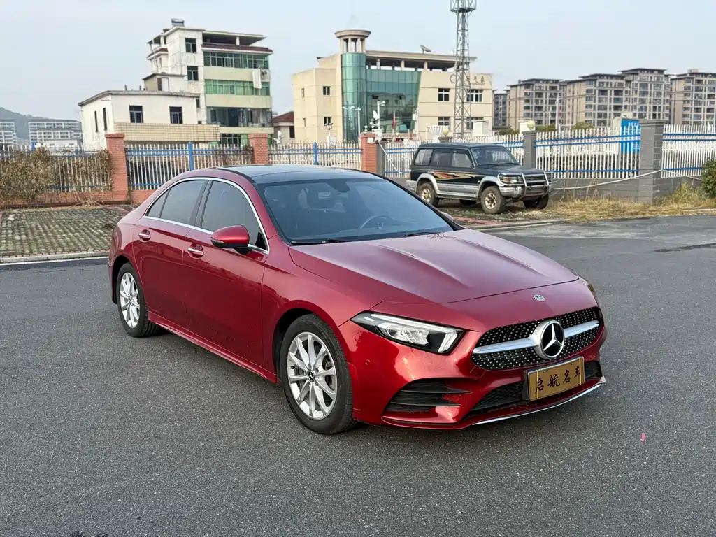 Mercedes-Benz A-Class 2019 A 200 L Sports Sedan купить на сайте DeffCars