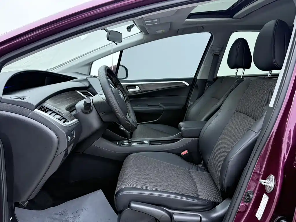Jade 2017 1.8L automatic classic version 5 seats купить на сайте DeffCars