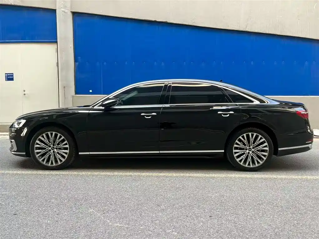 Audi A8 2022 A8L 50 TFSI quattro Comfort Collection Edition купить на сайте DeffCars