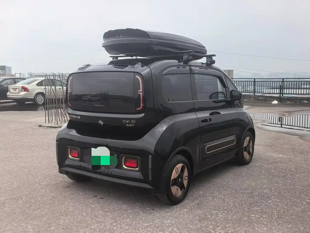 Baojun KiWi EV 2022 Artist’s Light Edition ternary lithium купить на сайте DeffCars