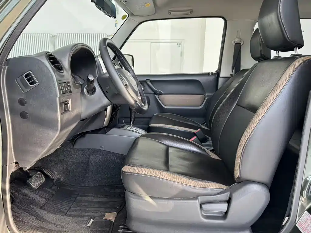 Jimny imported 2015 1.3 AT Mode3 navigation version купить на сайте DeffCars