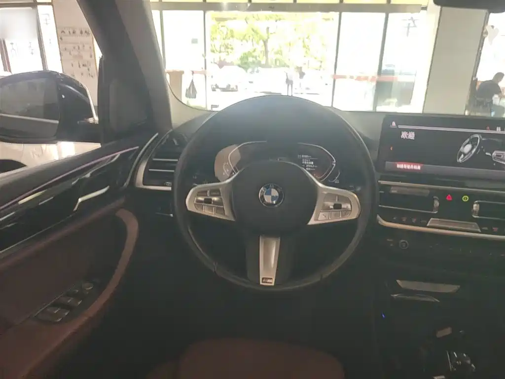 BMW X3 2022 facelift xDrive25i M sports package купить на сайте DeffCars