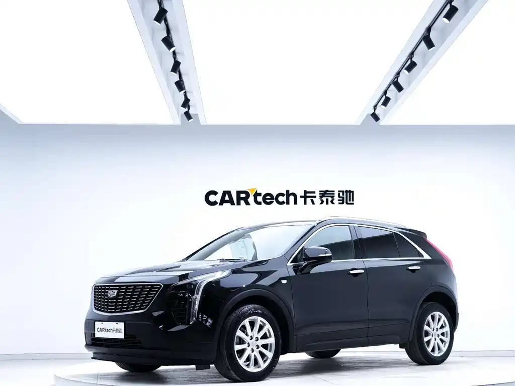 Cadillac XT4 2022 28T two-wheel drive fashion model купить на сайте DeffCars