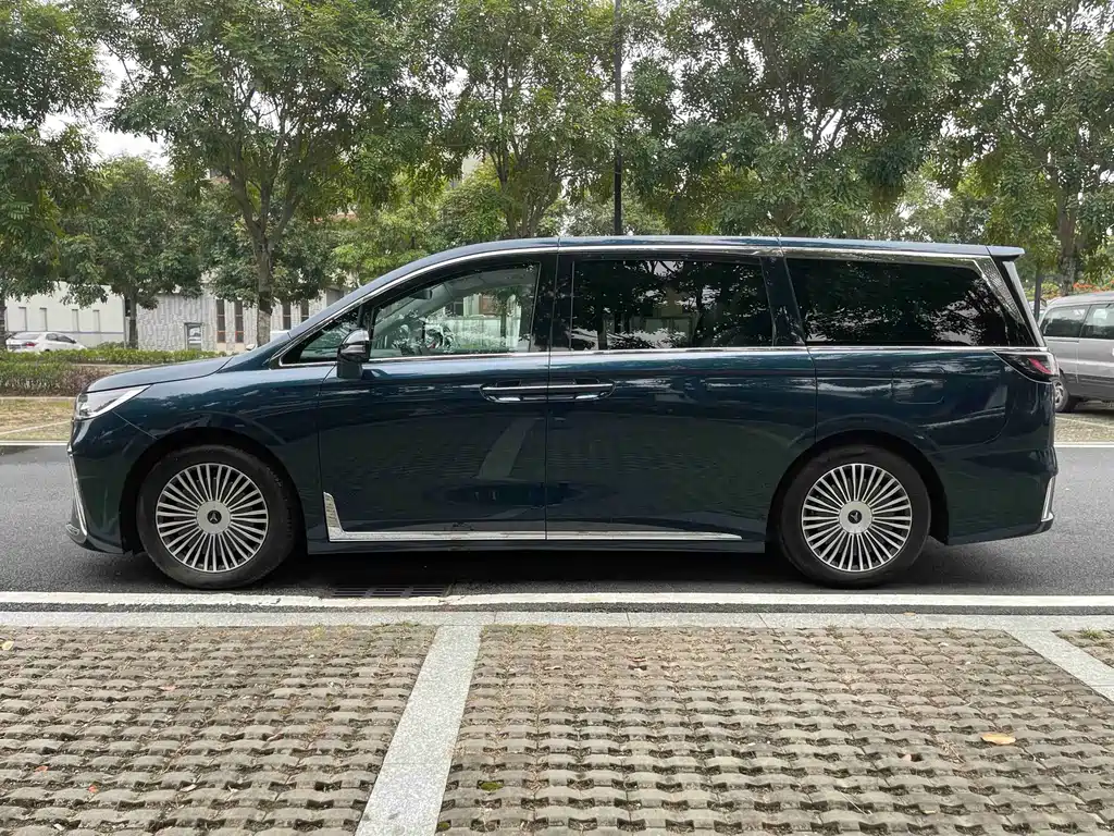 Lantu Dreamer 2025 PHEV four-wheel drive flagship Kunpeng version купить на сайте DeffCars