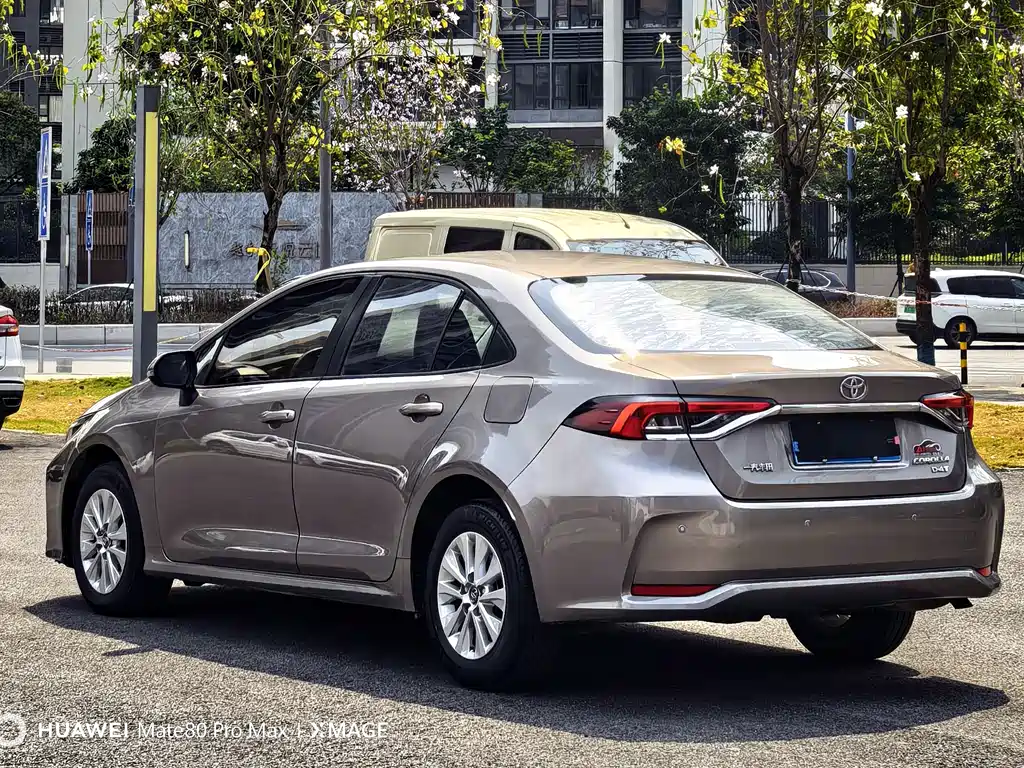 Corolla 2019 1.2T S-CVT GL-i Deluxe Edition купить на сайте DeffCars