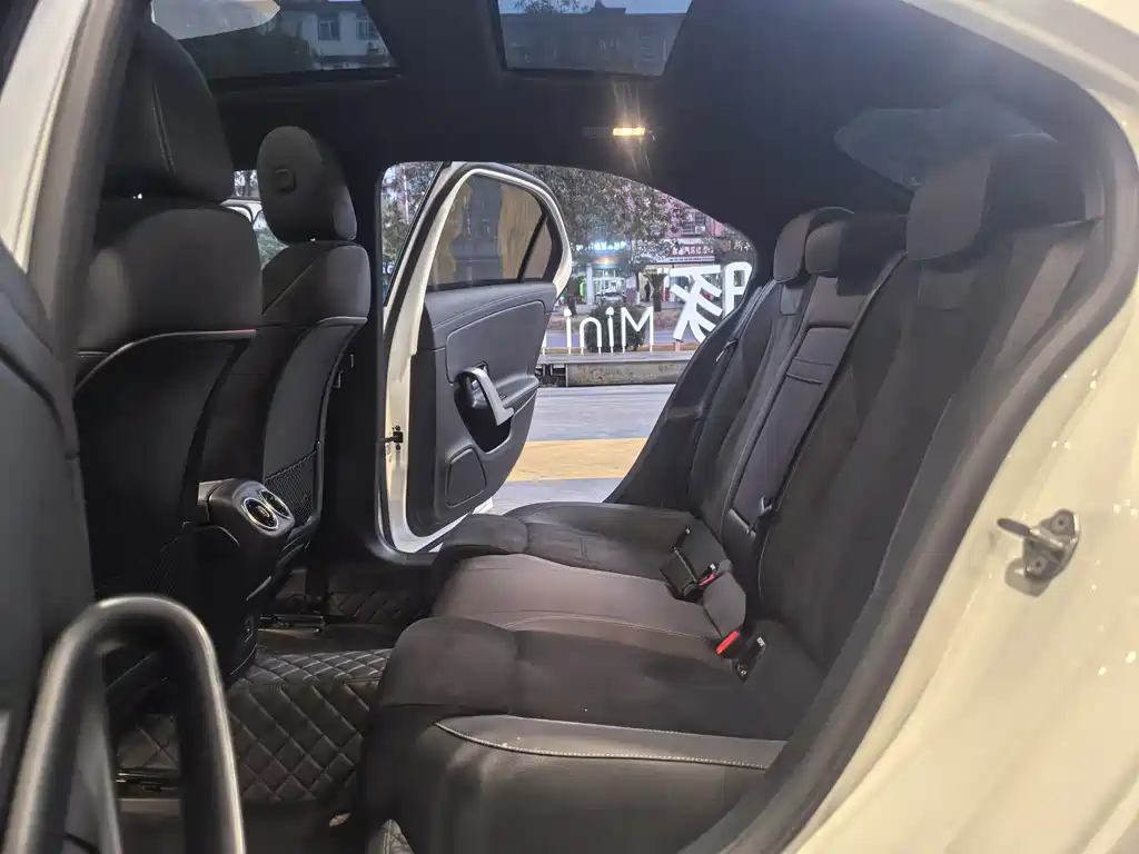 Mercedes-Benz A-Class 2021 A 200 L Sports Sedan Fashionable купить на сайте DeffCars