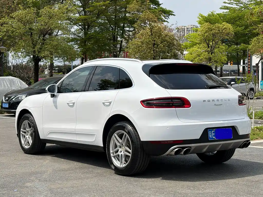 Macan 2017 Macan 2.0T купить на сайте DeffCars