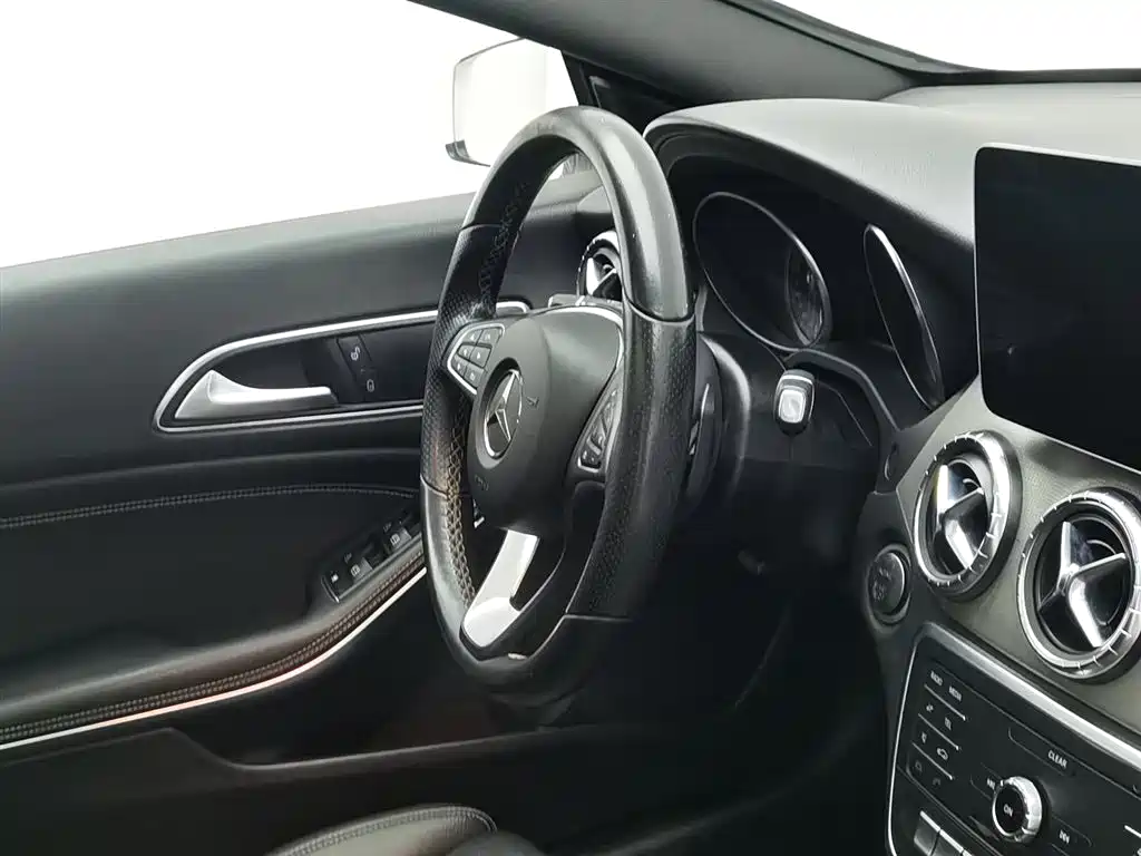 Mercedes-Benz CLA imported 2018 CLA 200 dynamic model купить на сайте DeffCars