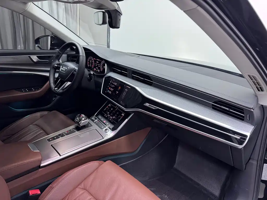 Audi A6L 2022 40 TFSI luxury and dynamic model купить на сайте DeffCars