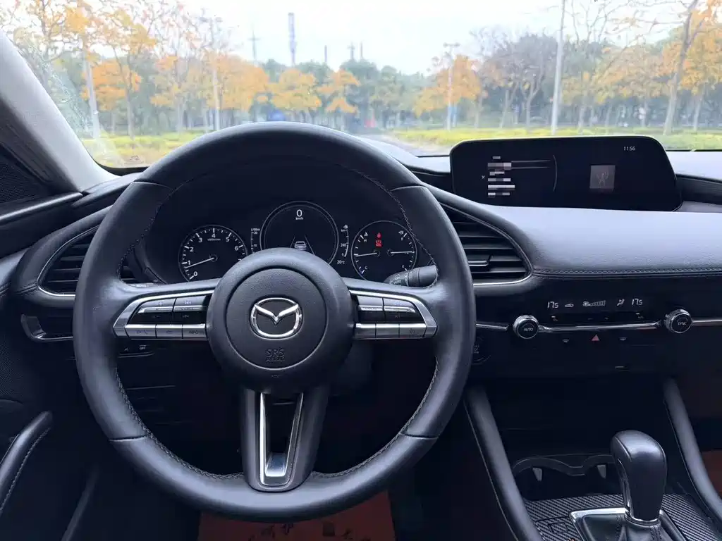 Mazda3 Angkesela 2021 2.0L Automatic Premium Edition купить на сайте DeffCars