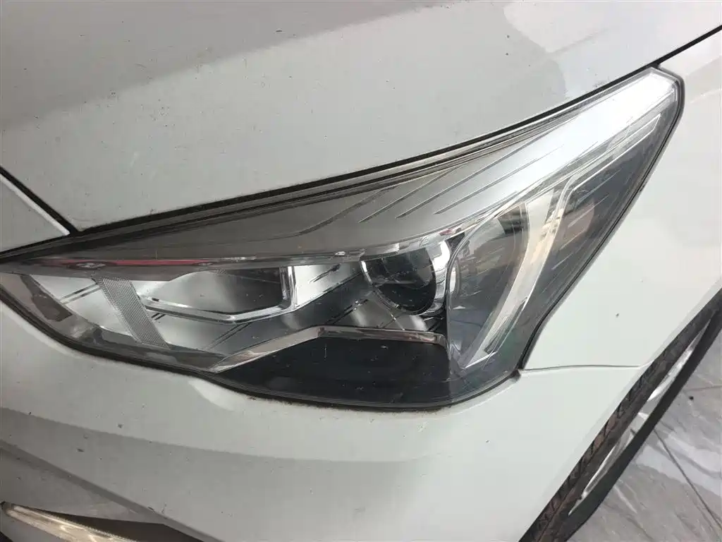 Haval M6 2018 1.5T manual two-wheel drive urban model купить на сайте DeffCars