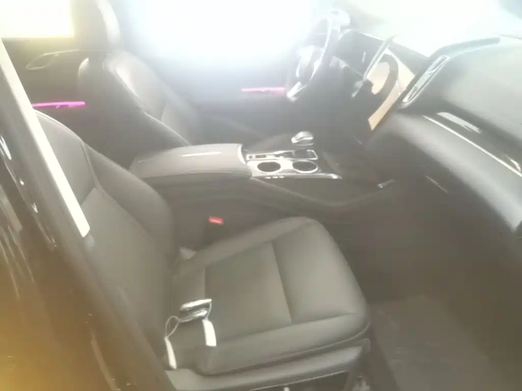 Hongqi HS3 PHEV 2025 125km 2 million commemorative edition купить на сайте DeffCars