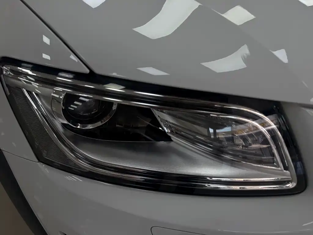 Audi Q5 2017 Plus 40 TFSI Technology купить на сайте DeffCars