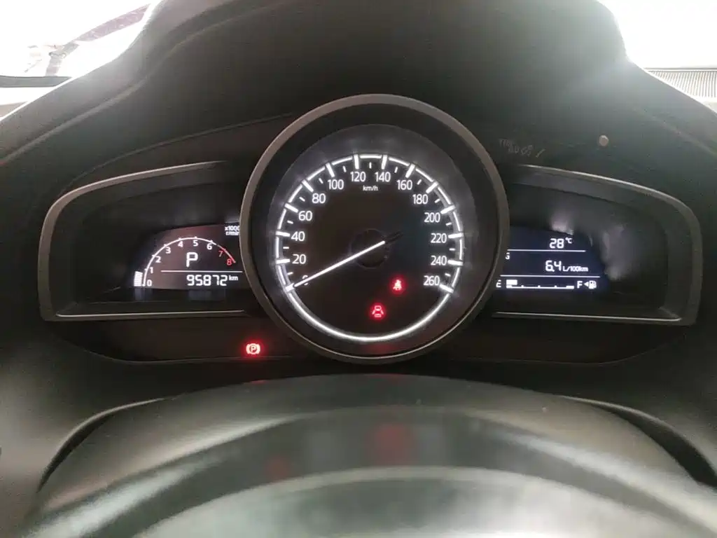 Mazda CX-4 2020 2.0L automatic two-wheel drive Blue Sky Vitality Edition купить на сайте DeffCars