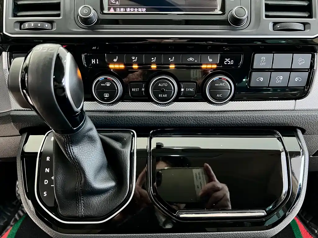 Metroway 2016 2.0TSI four-wheel drive exclusive version 6 seats купить на сайте DeffCars