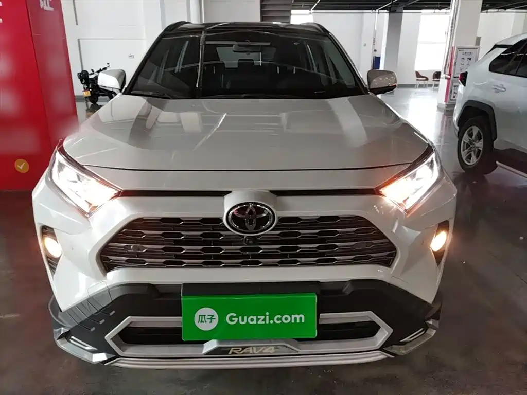 RAV4 Rongfang 2020 2.0L CVT two-wheel drive premium version купить на сайте DeffCars