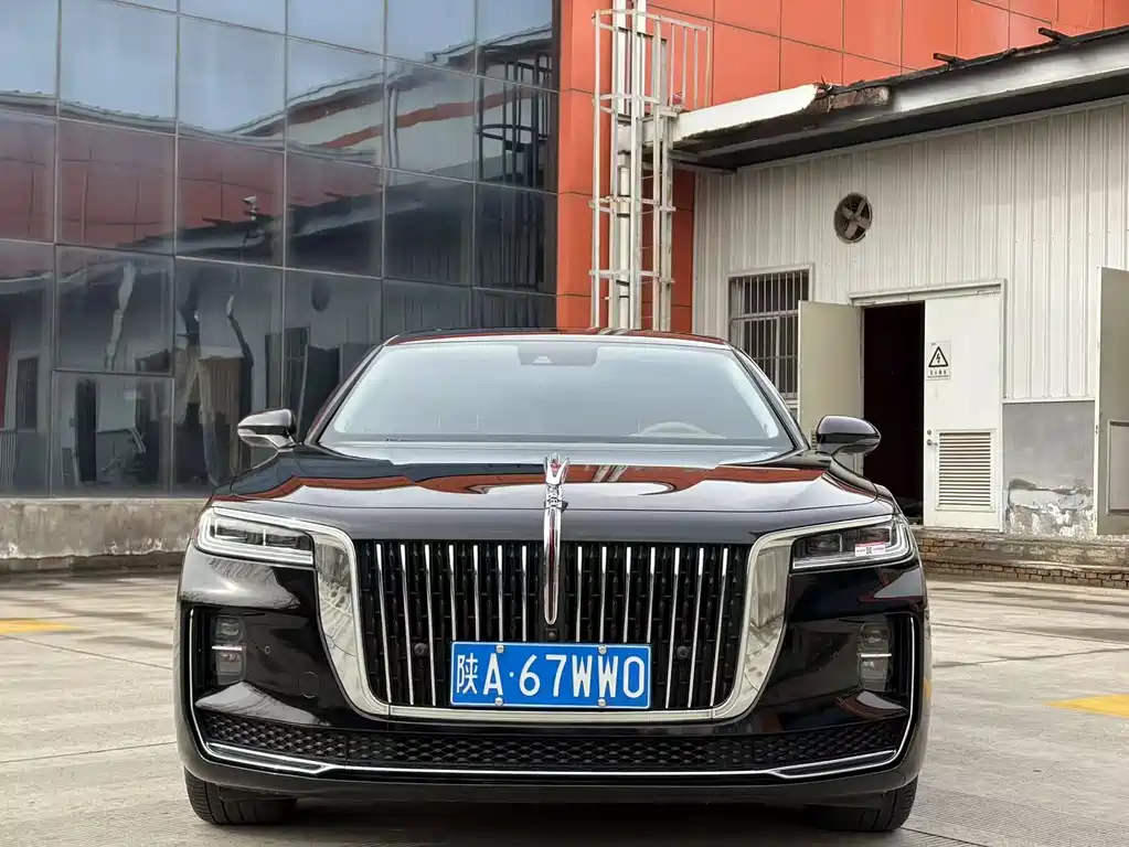 Hongqi H9 2020 2.0T Zhilian Flagship Edition купить на сайте DeffCars