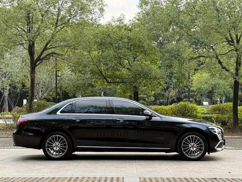 Mercedes-Benz E-Class 2022 E 260 L купить на сайте DeffCars