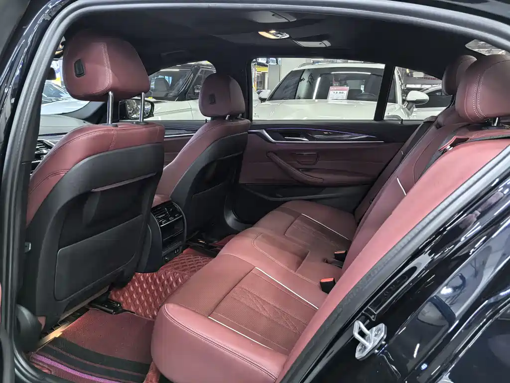 BMW 5 Series 2021 525Li M Sports Package купить на сайте DeffCars
