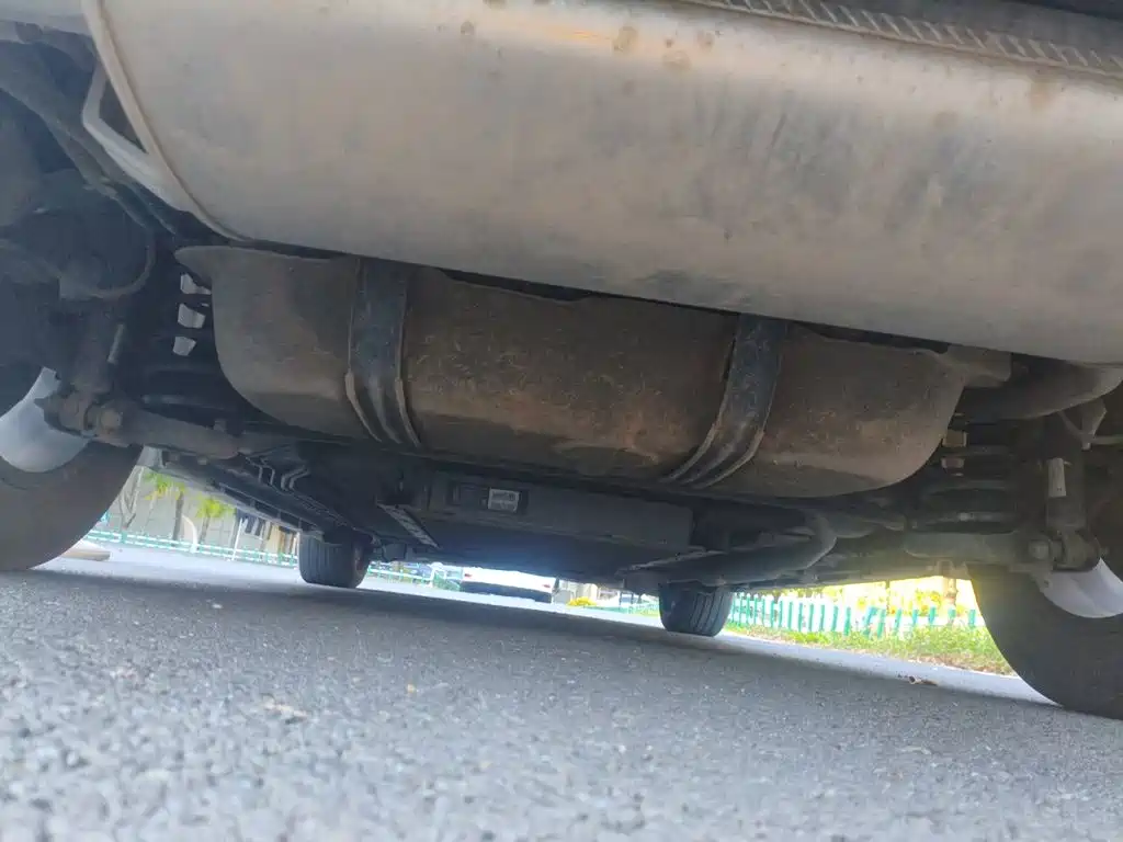 Qin PLUS 2024 Honor Edition DM-i 55KM Leading Type купить на сайте DeffCars