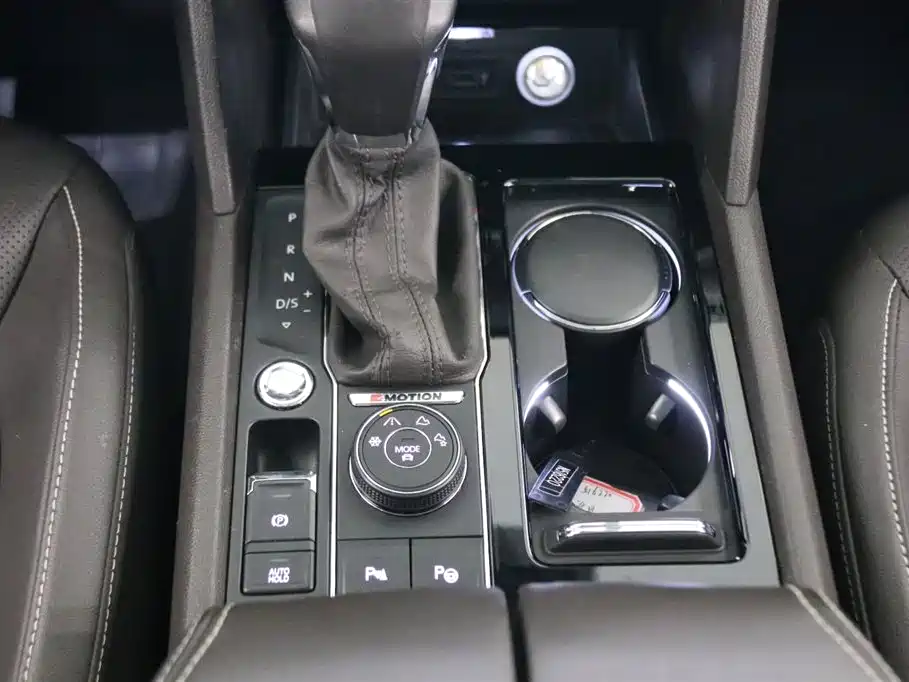 Touron 2017 380TSI four-wheel drive flagship version купить на сайте DeffCars