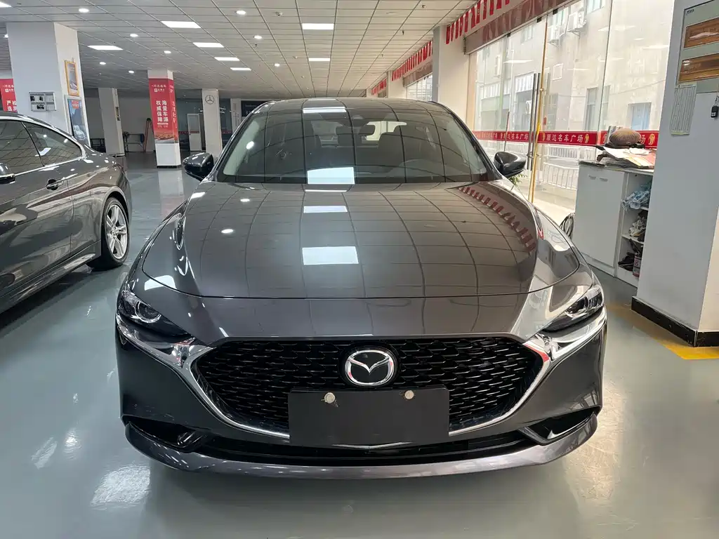 Mazda3 Angkesela 2022 2.0L Automatic Premium Edition купить на сайте DeffCars