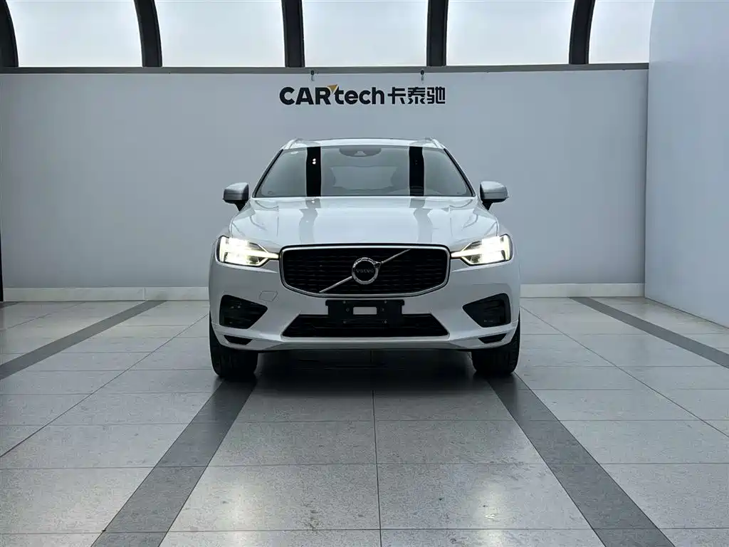 Volvo XC60 2018 T5 four-wheel drive Zhiyuan Sport Edition купить на сайте DeffCars