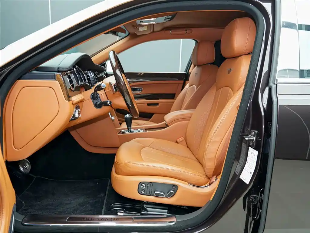 Mulsanne 2017 6.8T long wheelbase version купить на сайте DeffCars