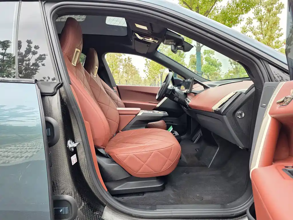BMW iX 2022 xDrive50 купить на сайте DeffCars