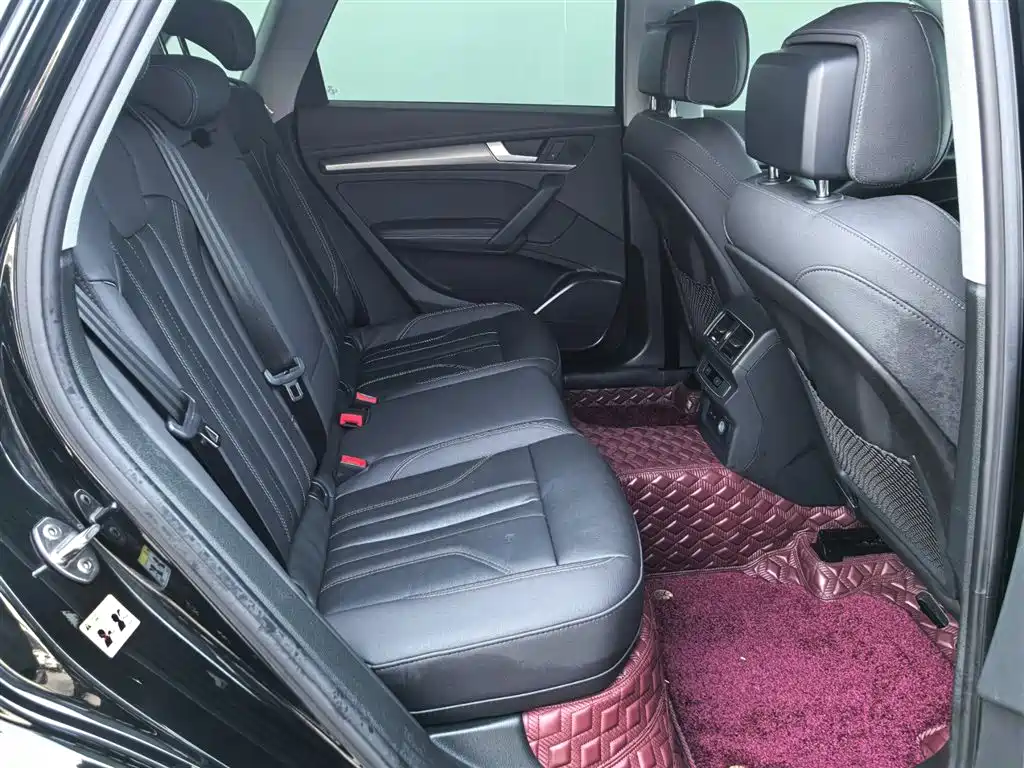 Audi Q5L 2022 facelift 40T luxury and dynamic model купить на сайте DeffCars