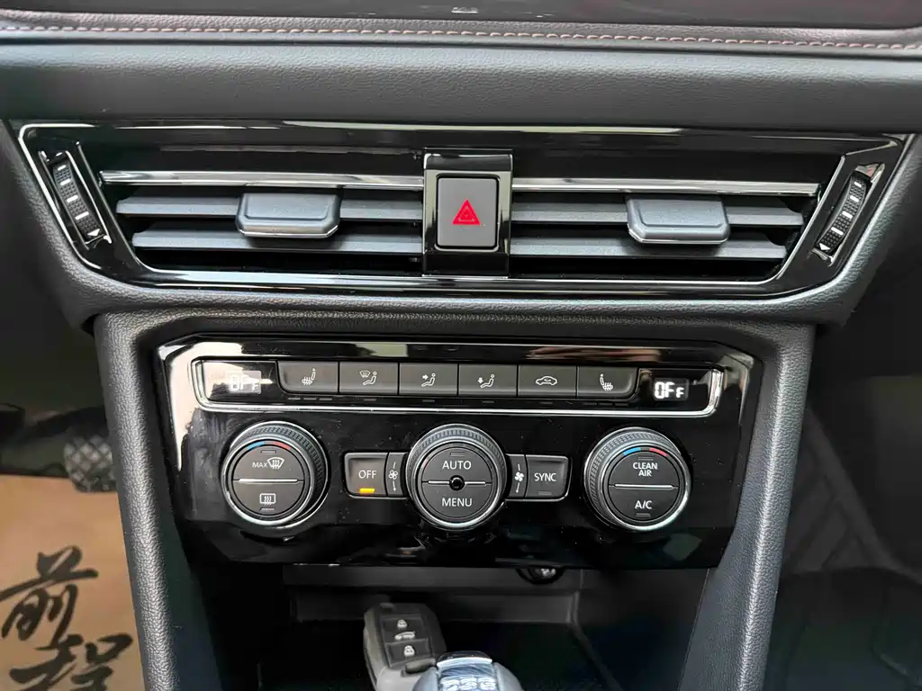 Tuyue 2019 330TSI four-wheel drive flagship version National VI купить на сайте DeffCars