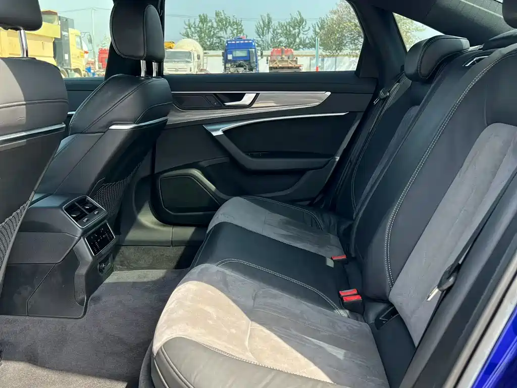 Audi A6L 2019 45 TFSI Premium Dynamic Model купить на сайте DeffCars